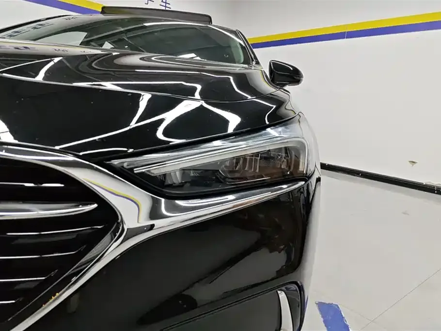 Buick LaCrosse 2023 из CN, фото 3