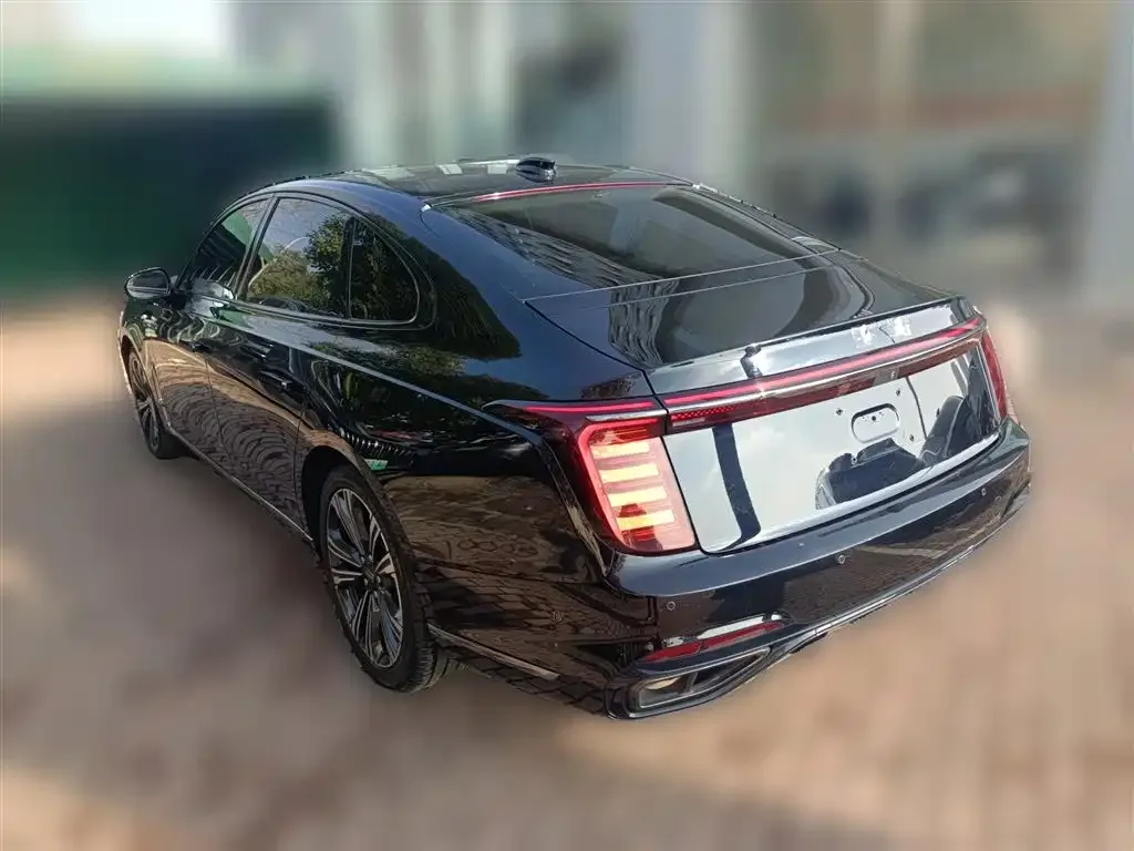 Hongqi H9 2024 из CN, фото 2
