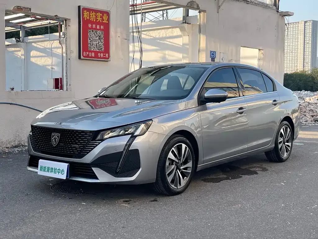 Peugeot 408 2025 из CN, фото 1