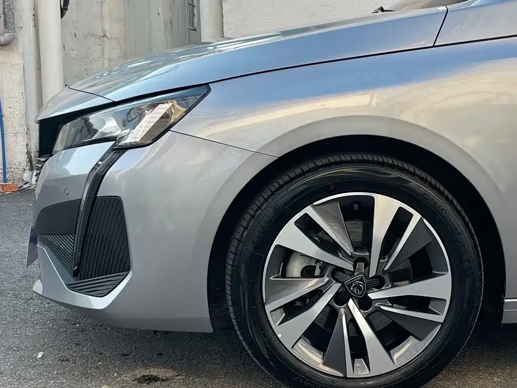 Peugeot 408 2025 из CN, фото 4