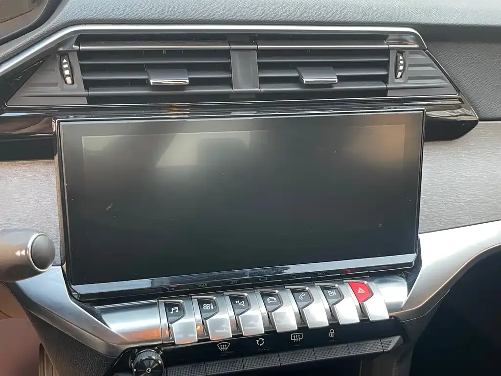 Peugeot 408 2025 из CN, фото 8