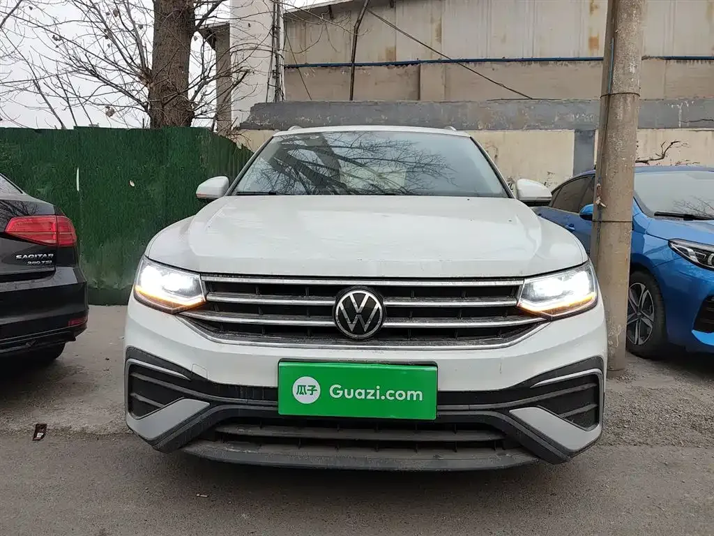 Volkswagen Tiguan L 2023 из CN, фото 8