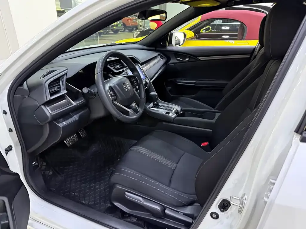 Honda Civic 2021 из CN, фото 6