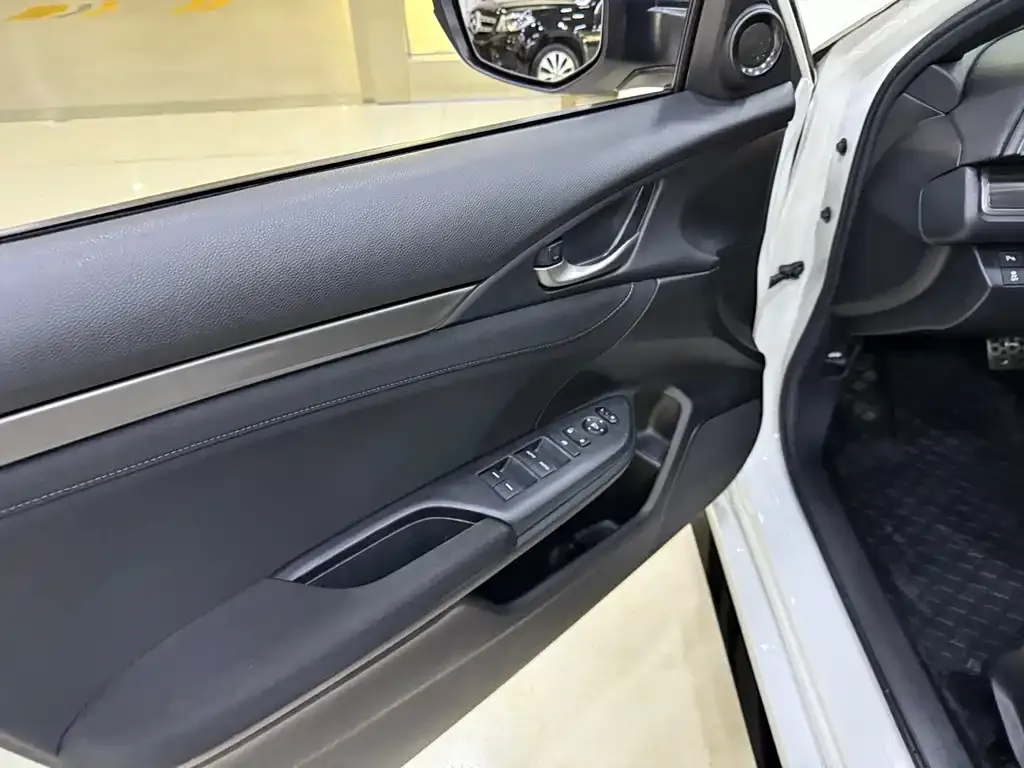 Honda Civic 2021 из CN, фото 8