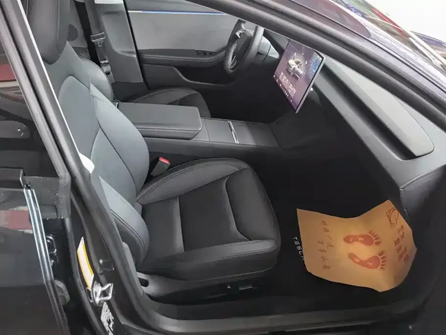 Tesla Model 3 2024 из CN, фото 8