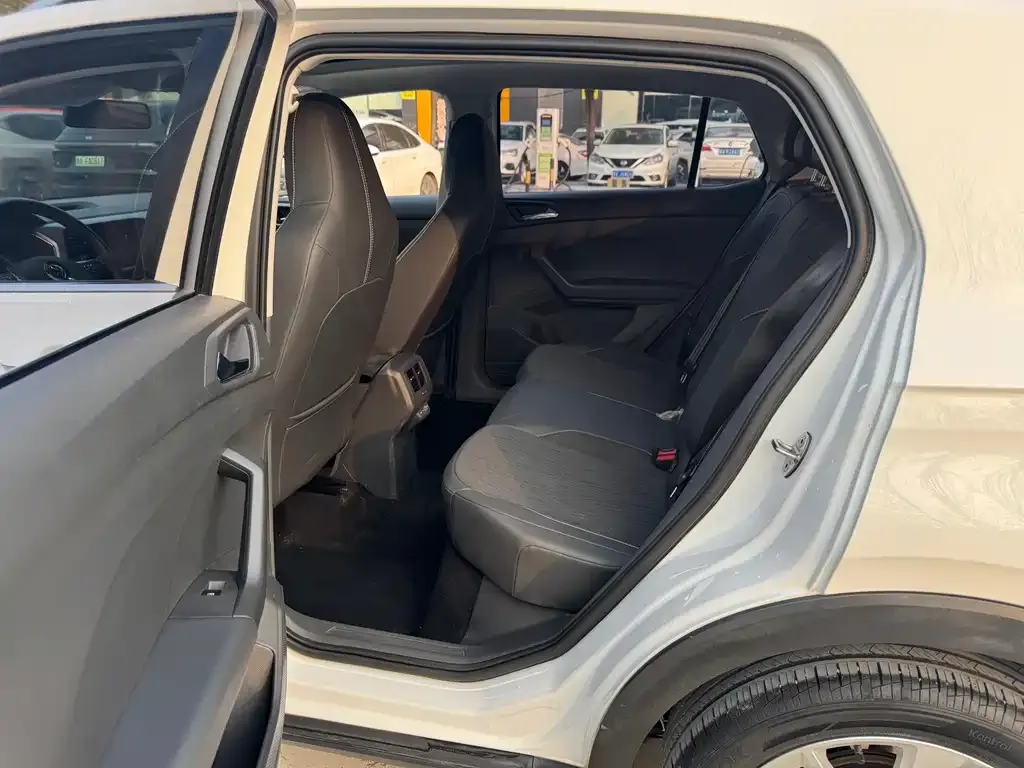 Volkswagen T-Cross 2021 из CN, фото 2
