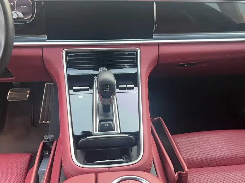 Porsche Panamera Hybrid 2023 из CN, фото 3
