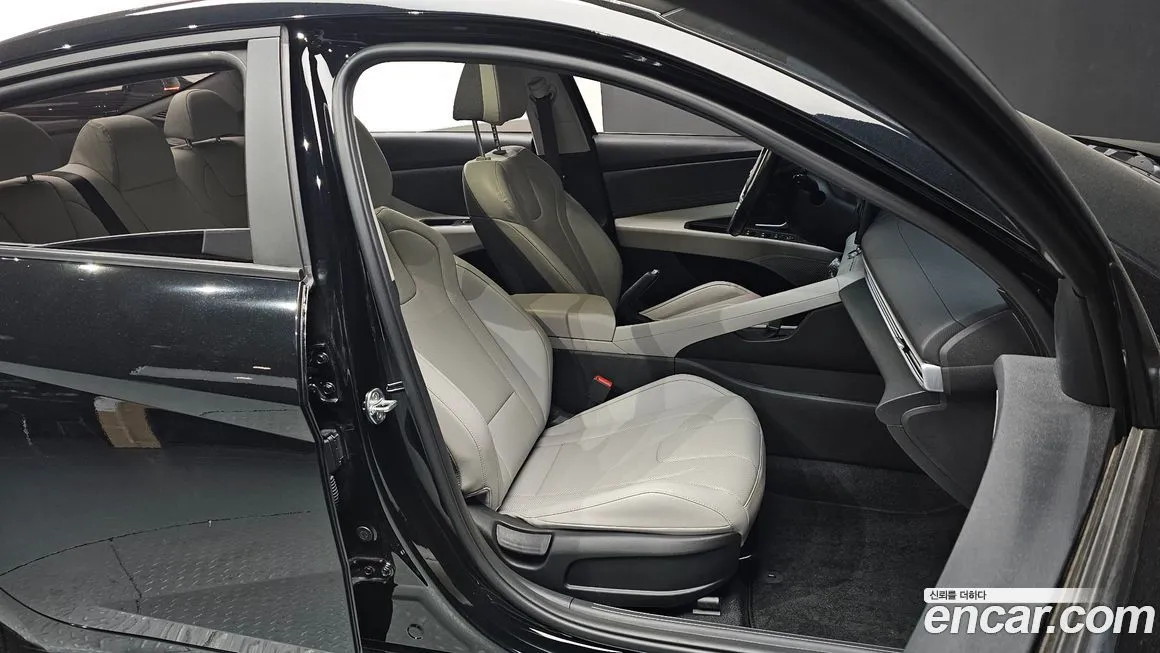 Hyundai AVANTE — фото 9