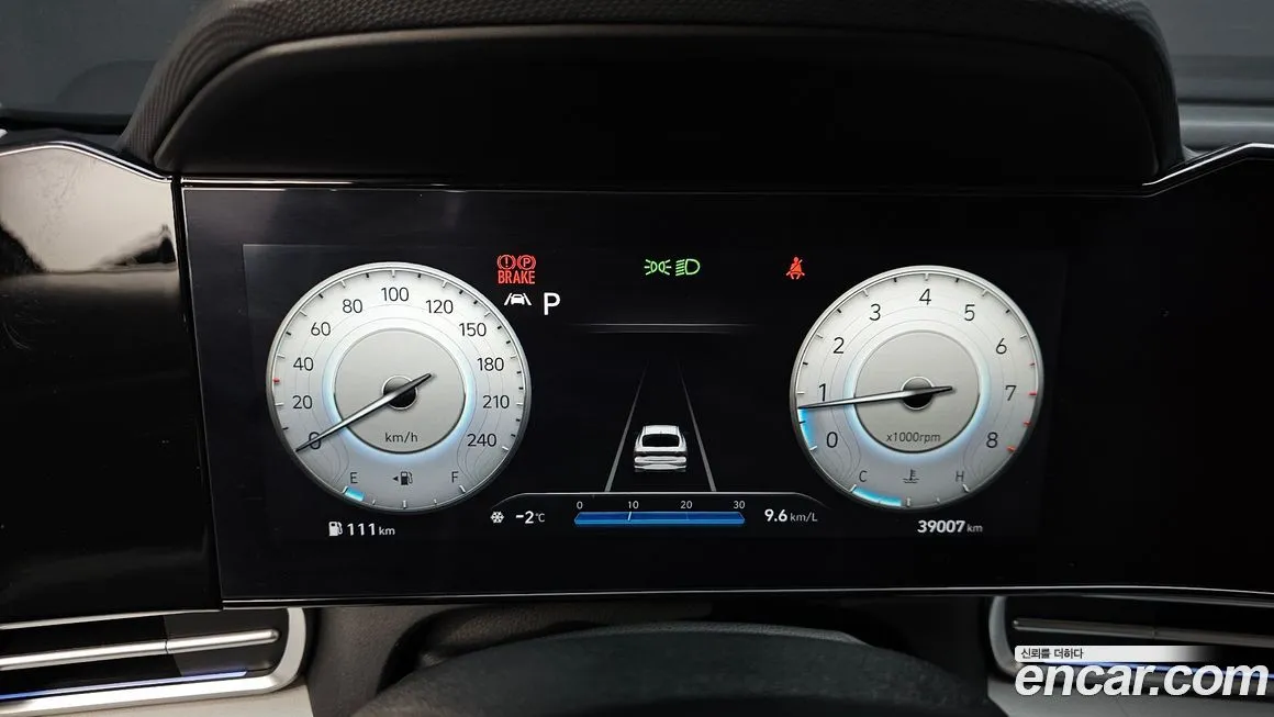 Hyundai AVANTE — фото 3