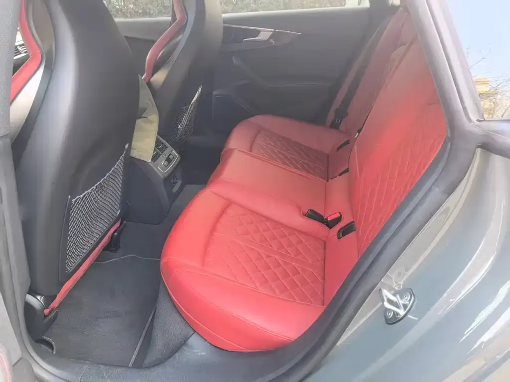 Audi S5 2024 из CN, фото 3