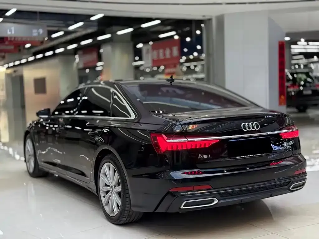 Audi A6L 2021 из CN, фото 4