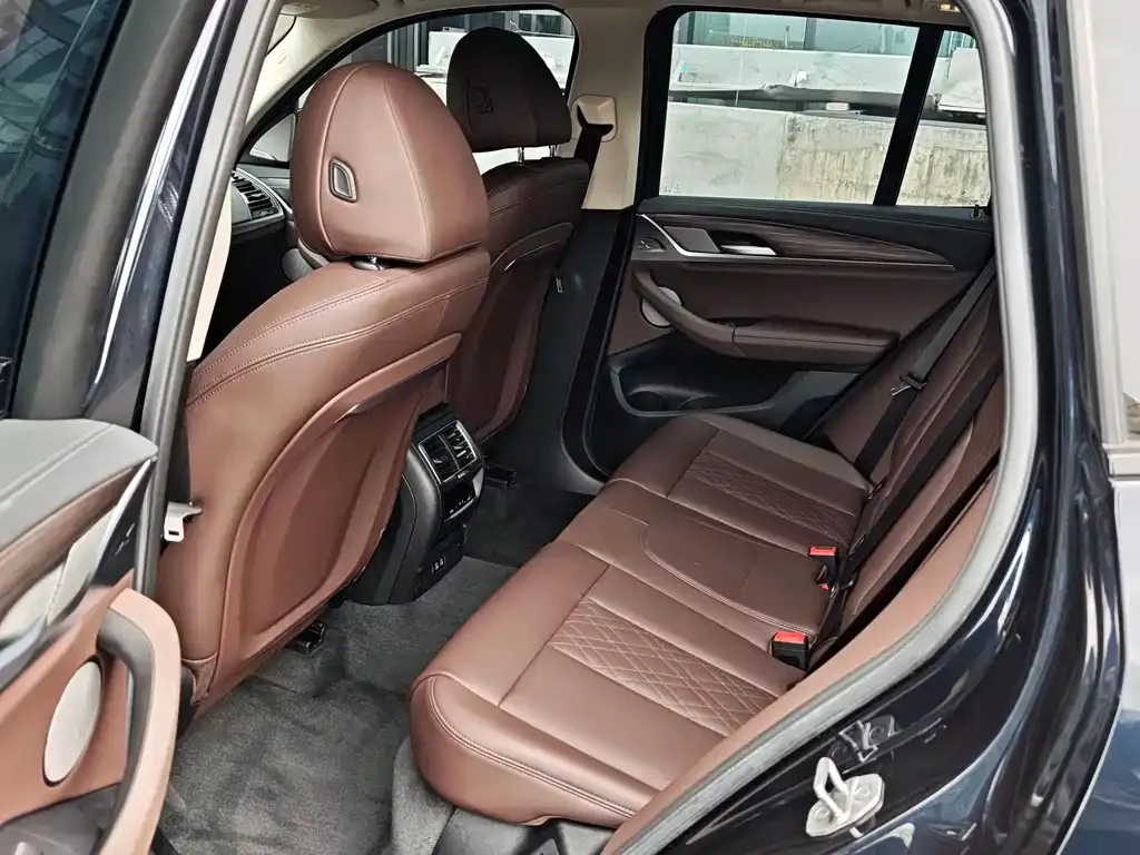 BMW X3 2022 из CN, фото 3