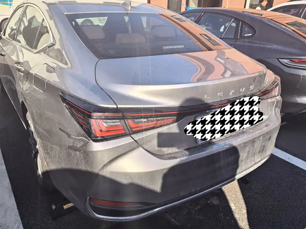 Lexus ES 2025 из CN, фото 9
