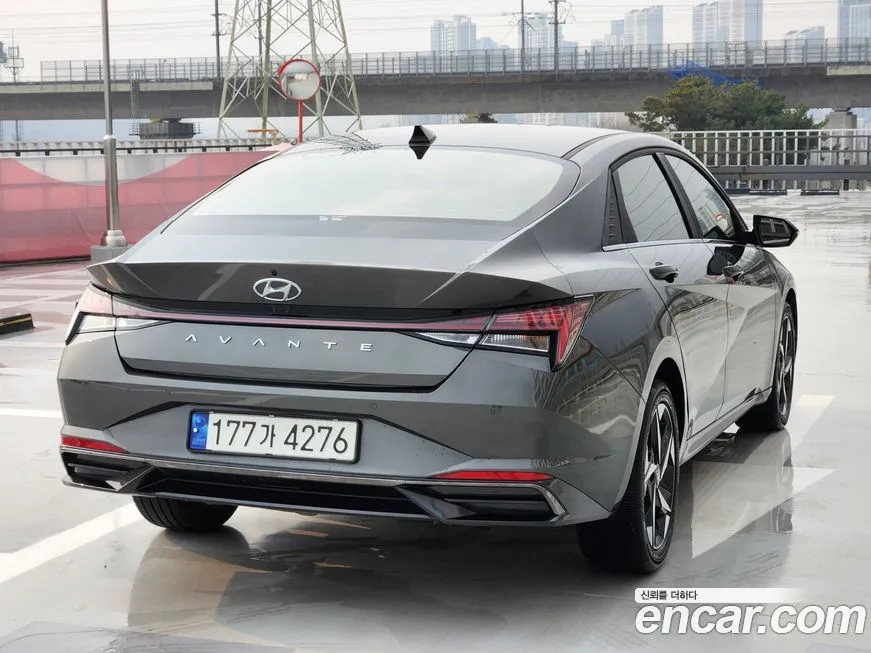 Hyundai AVANTE — фото 4