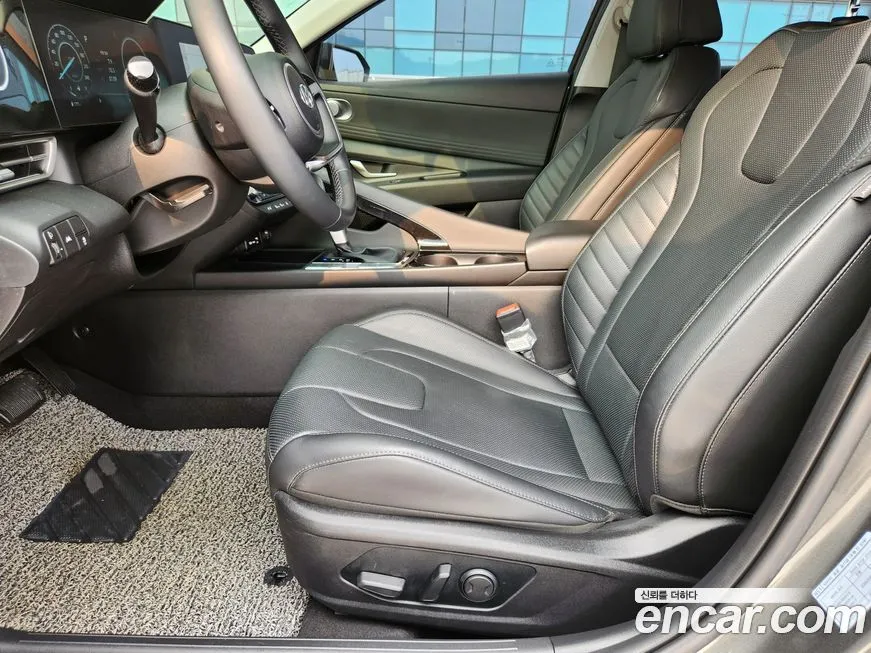 Hyundai AVANTE — фото 9