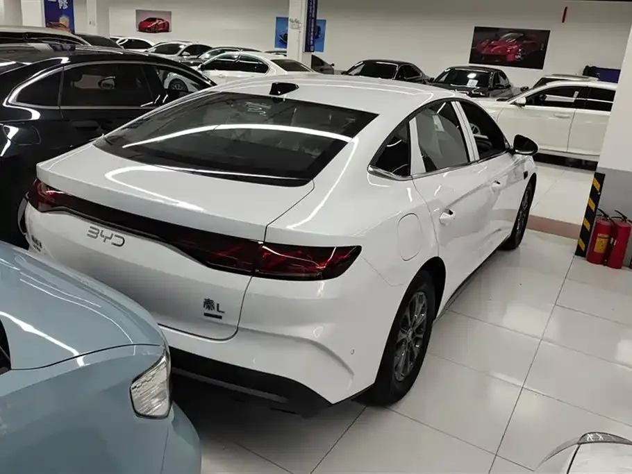 BYD Qin L 2025 из CN, фото 3