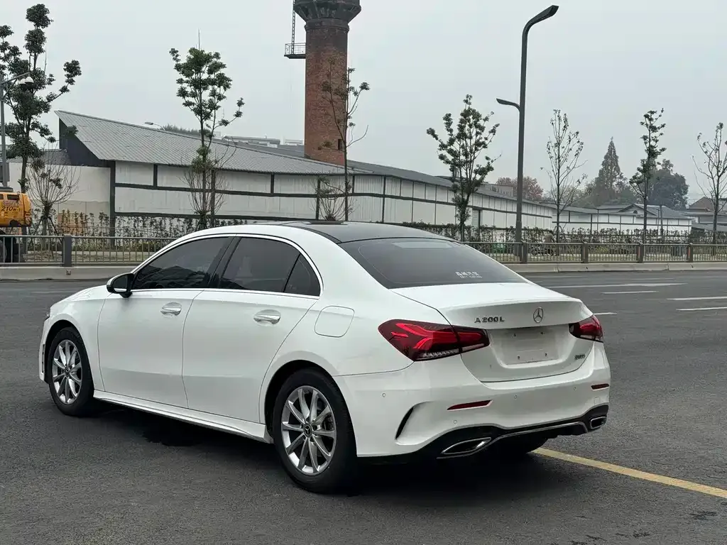 Mercedes-Benz A-Class 2023 из CN, фото 6