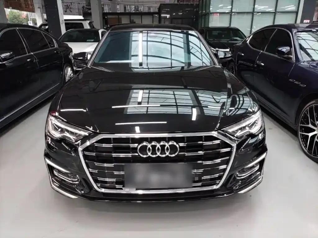 Audi A6L — фото 10