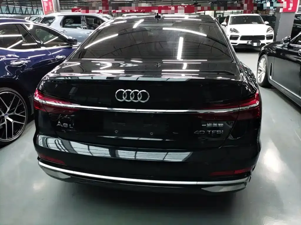 Audi A6L — фото 7