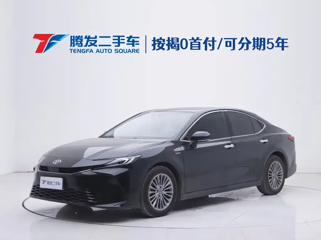 Toyota Camry 2025 из CN, фото 1