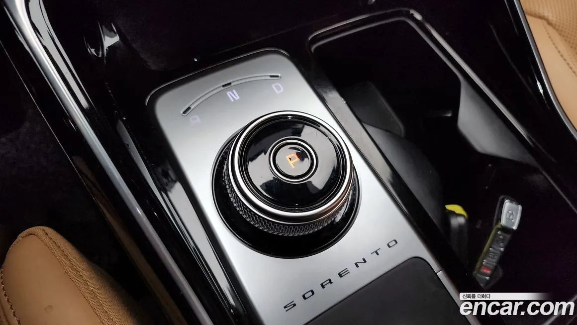 Kia Sorento — фото 4