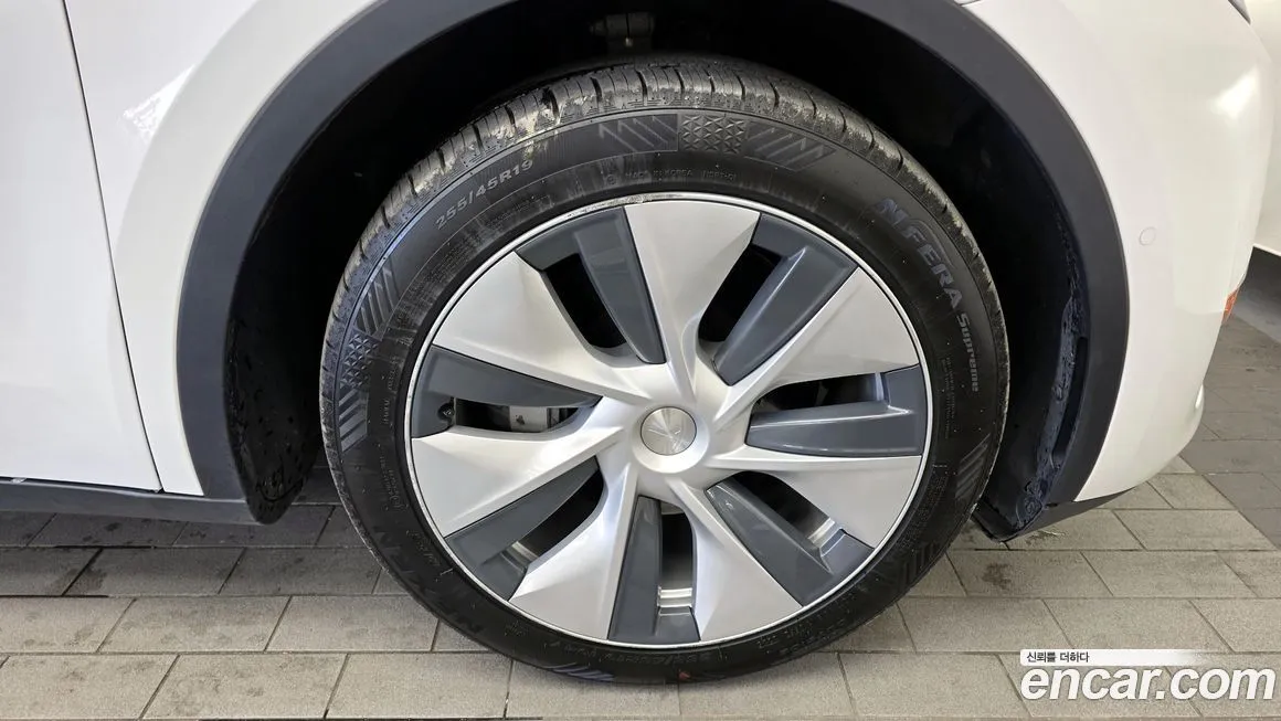 Tesla Model Y 2022 из KR, фото 5
