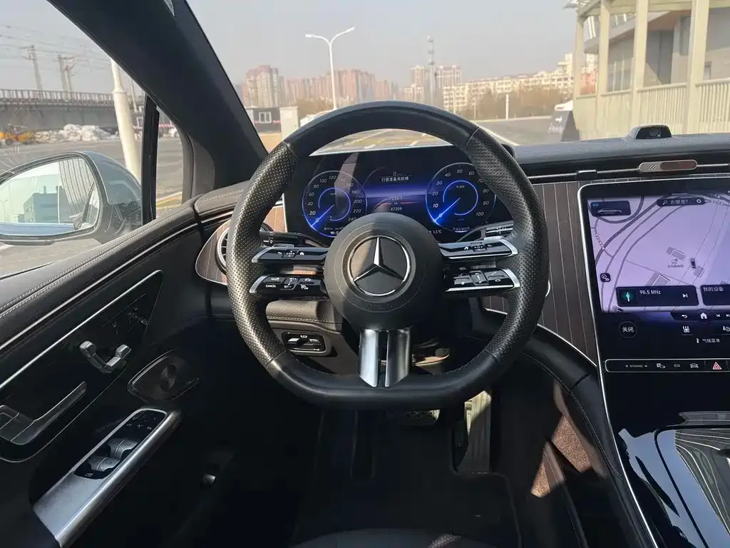 Mercedes-Benz EQE 2023 из CN, фото 3