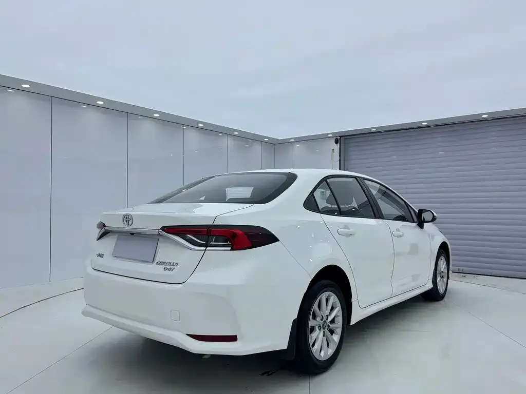 Toyota Corolla 2021 из CN, фото 7