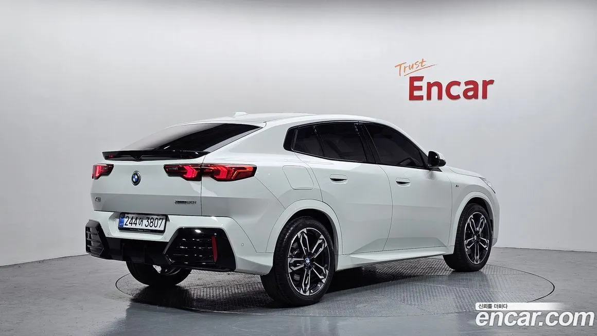 BMW X2 (F39) 2025 из KR, фото 2