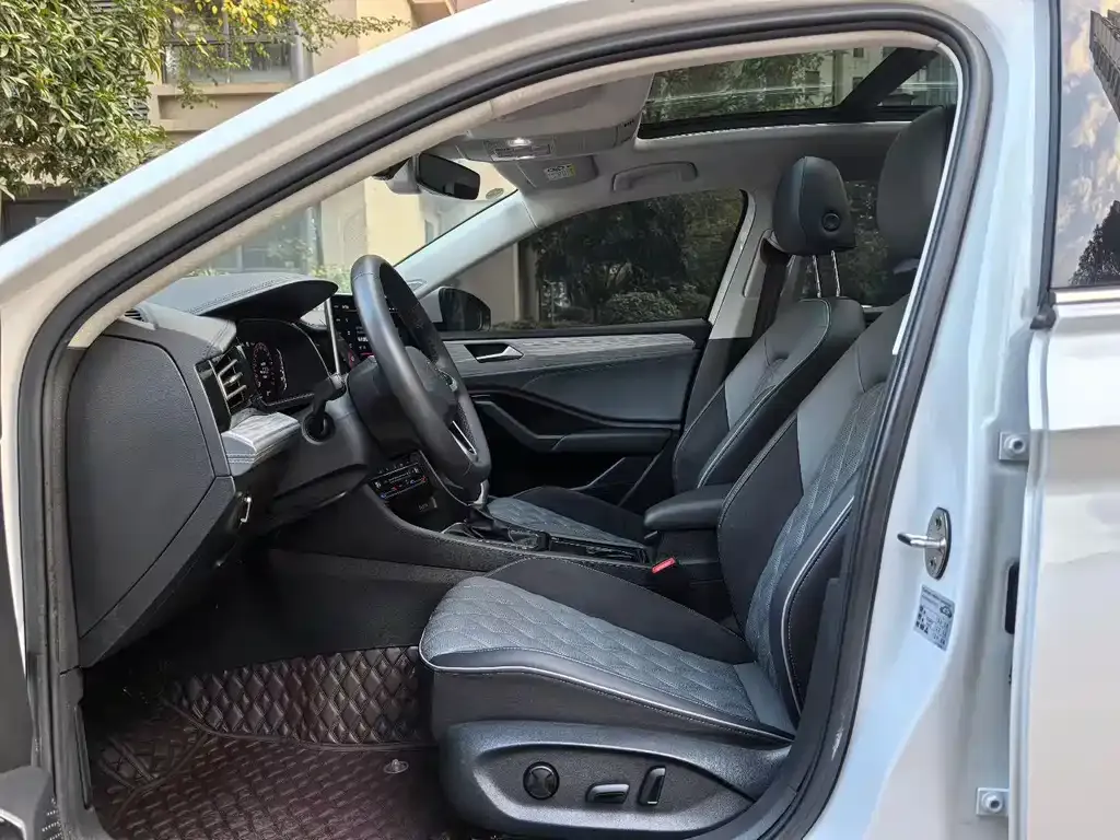 Volkswagen Sagitar 2023 из CN, фото 4