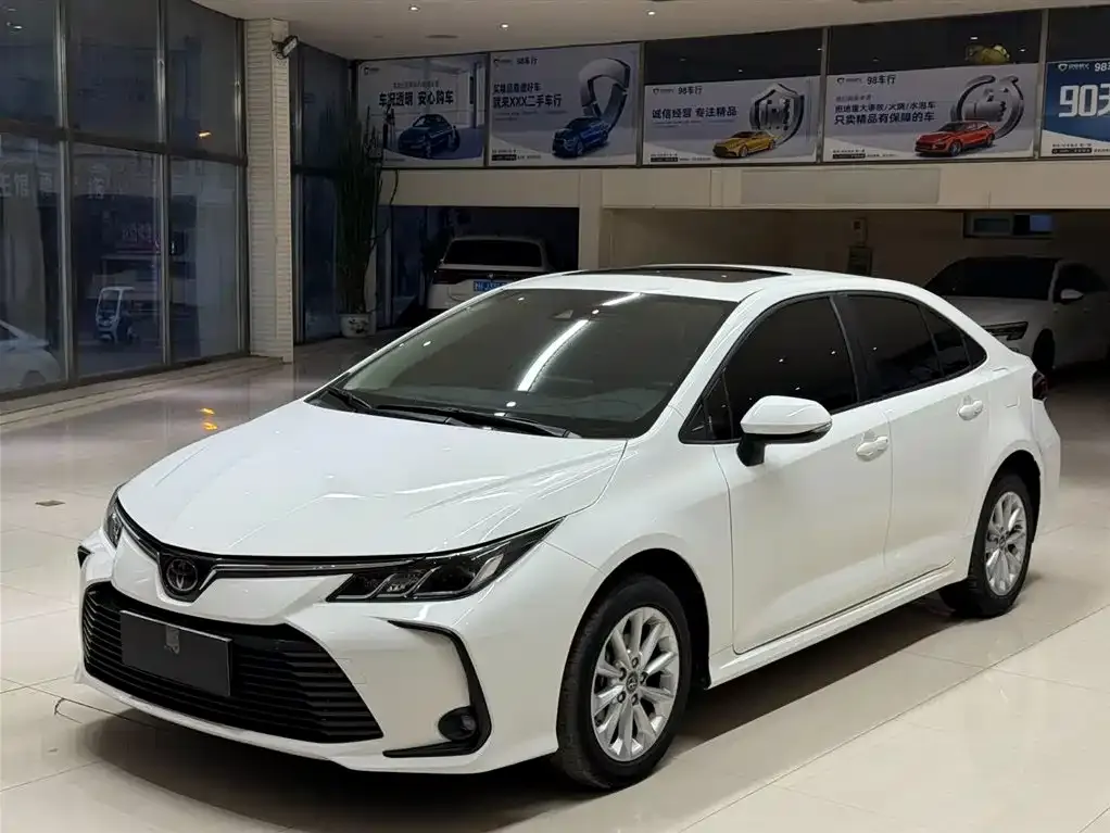 Toyota Corolla 2021 из CN, фото 1