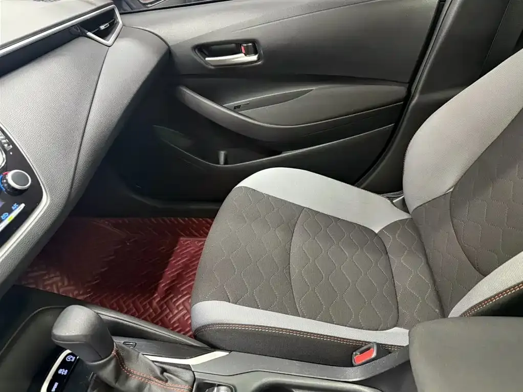 Toyota Corolla 2021 из CN, фото 7