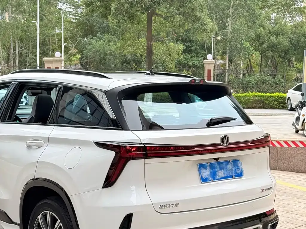 Changan CS75PLUS — фото 6