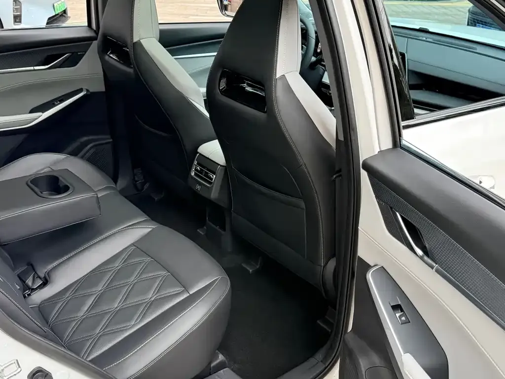 Changan CS75PLUS — фото 2