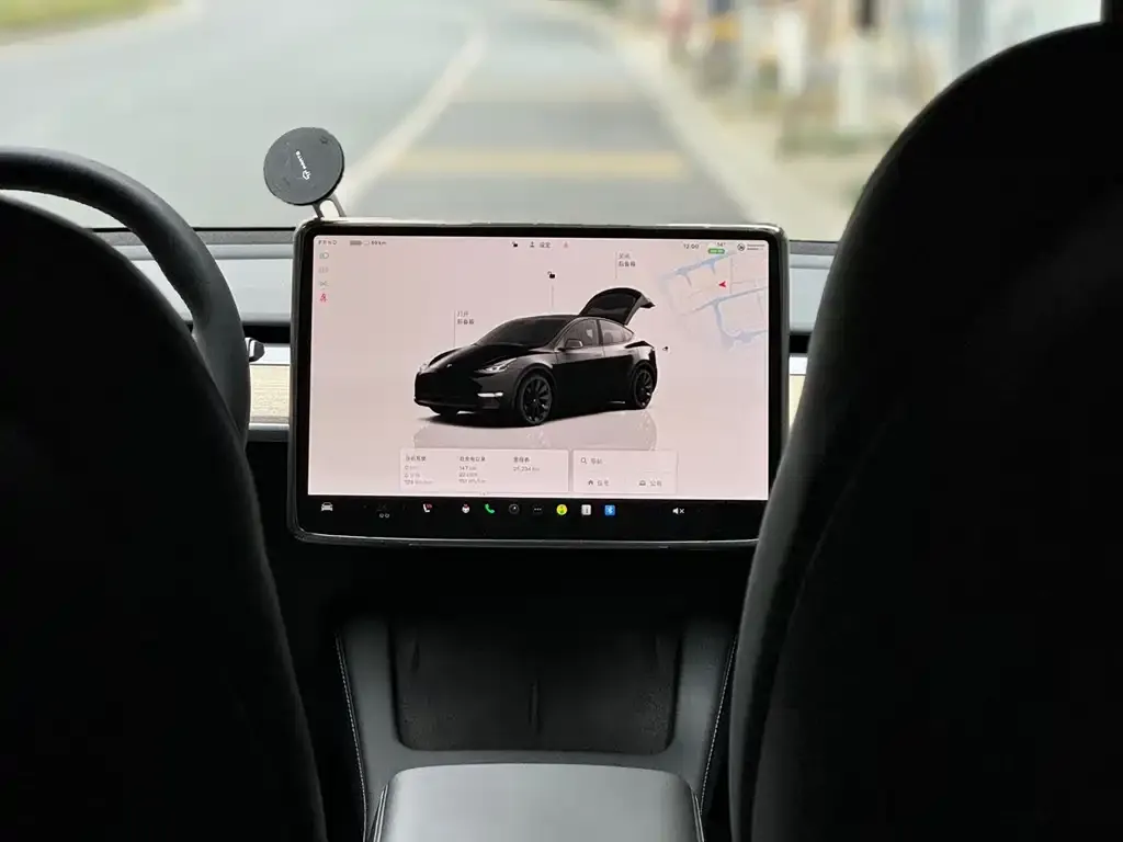 Tesla Model Y 2023 из CN, фото 5