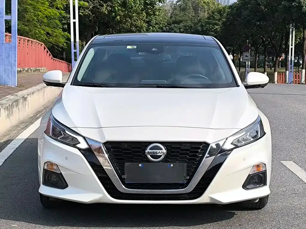 Nissan Teana 2021 из CN, фото 2