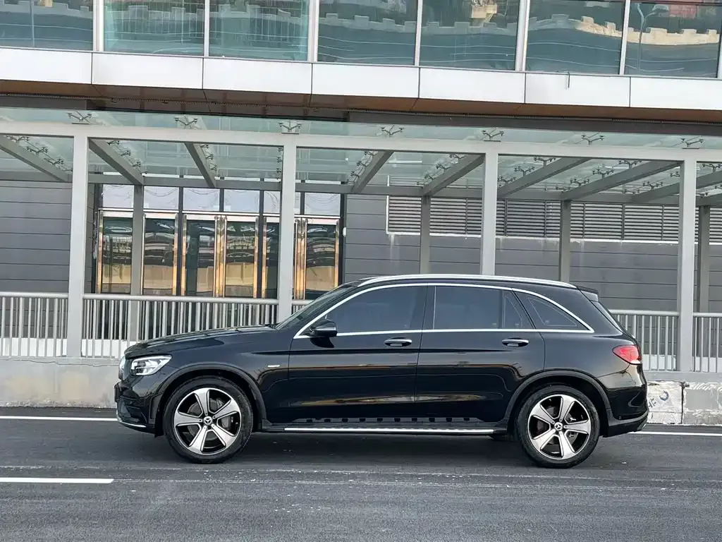 Mercedes-Benz GLC 2023 из CN, фото 6
