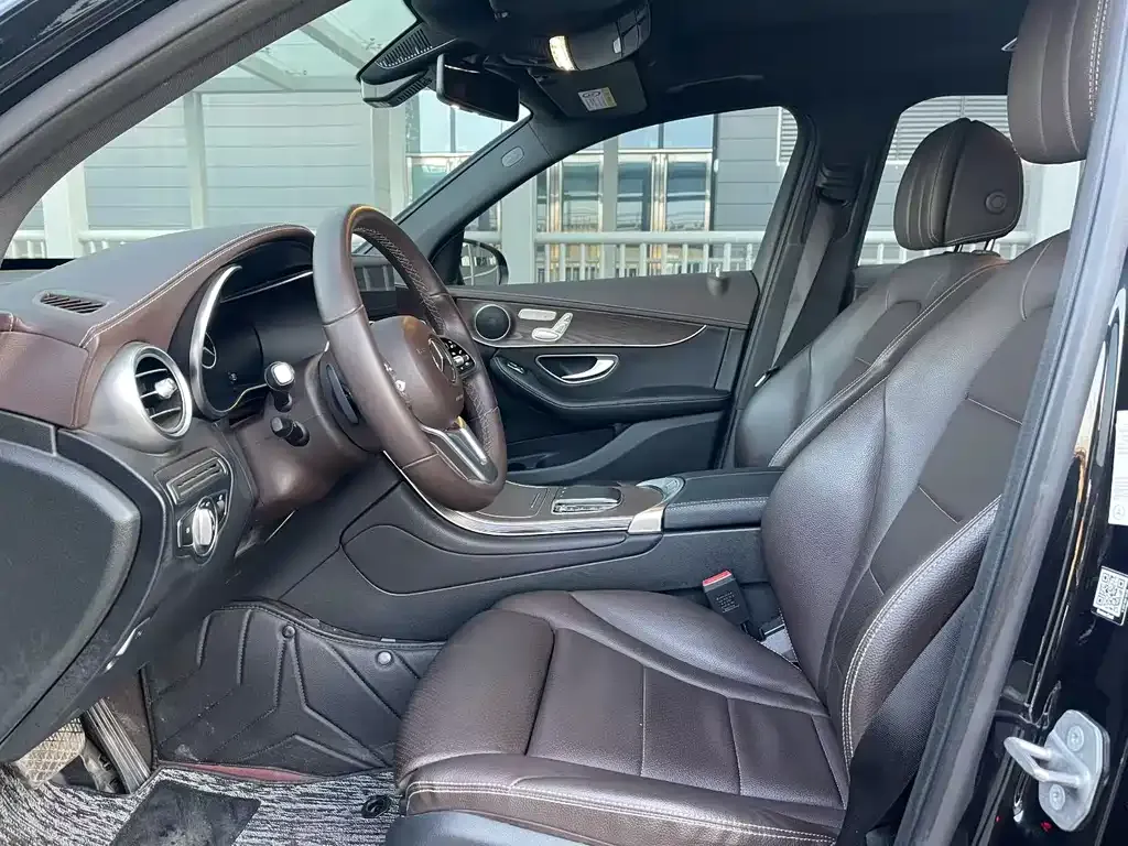 Mercedes-Benz GLC 2023 из CN, фото 4