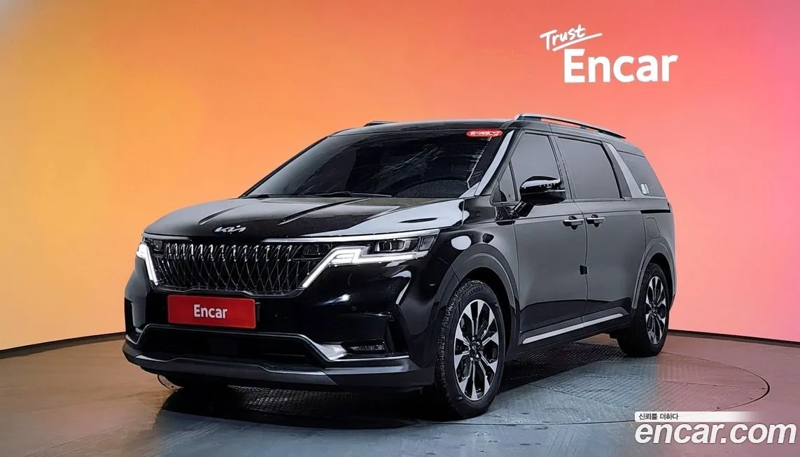 Kia Carnival — фото 1