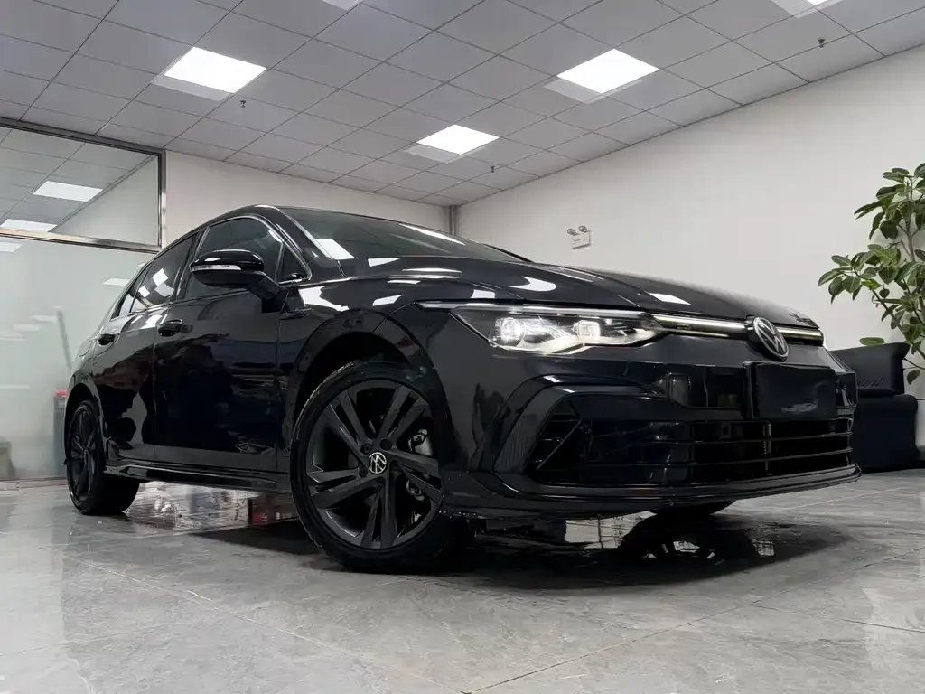 Volkswagen Golf 2021 из CN, фото 3