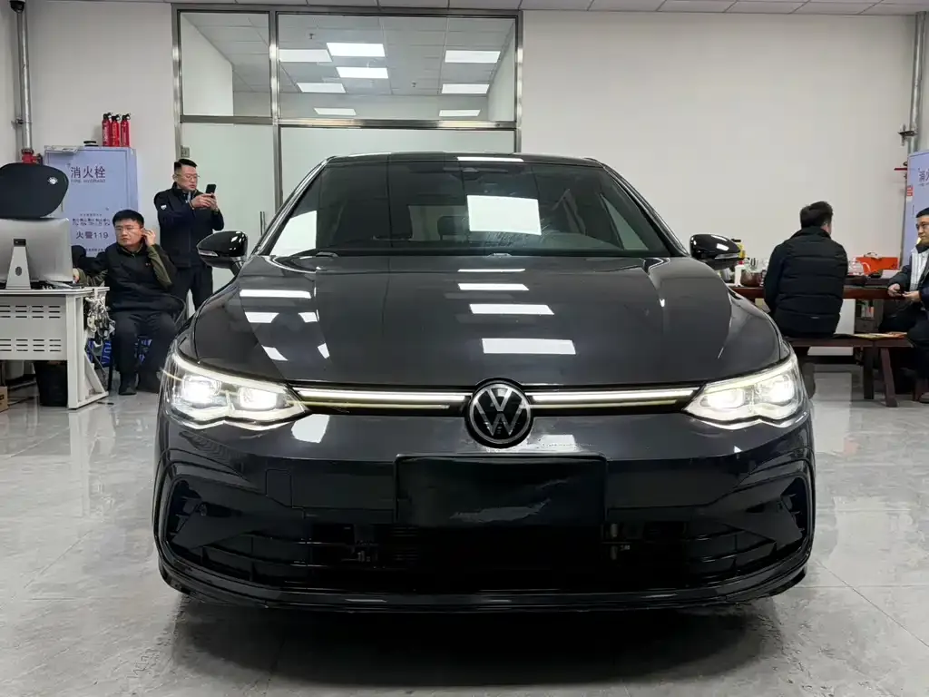 Volkswagen Golf 2021 из CN, фото 4