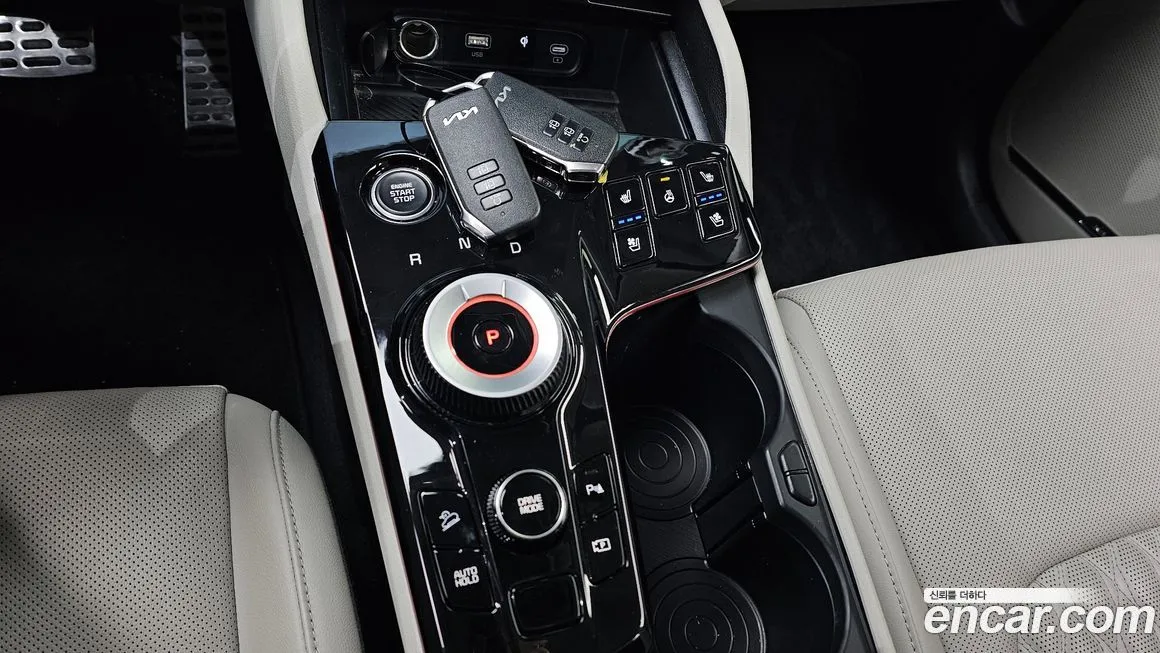 Kia Sportage — фото 10