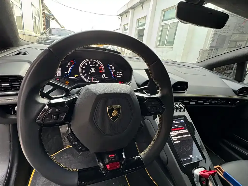 Lamborghini Huracan 2022 из CN, фото 3