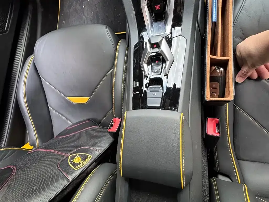 Lamborghini Huracan 2022 из CN, фото 10