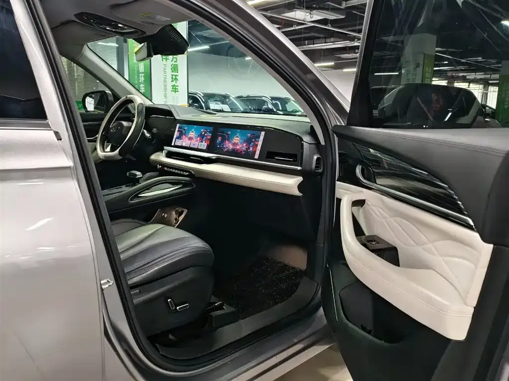 Geely Xingyue L 2023 из CN, фото 3
