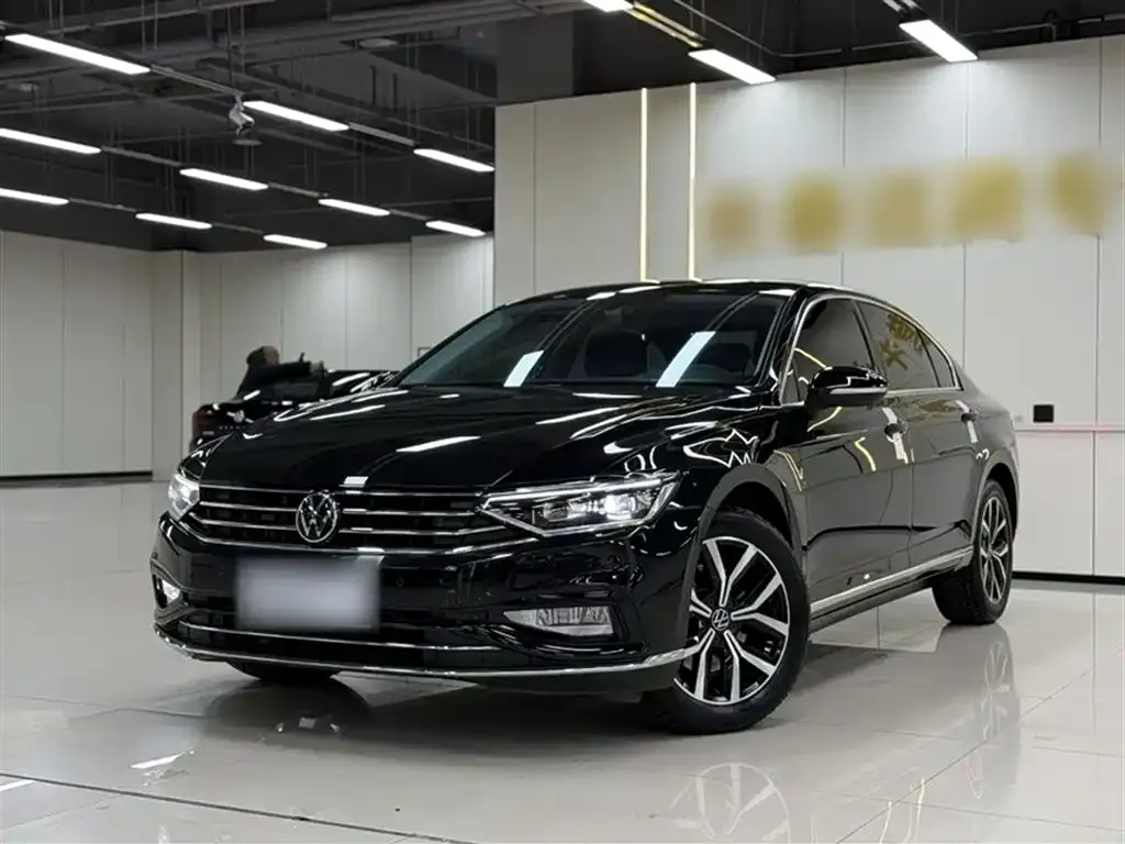 Volkswagen Magotan 2022 из CN, фото 1