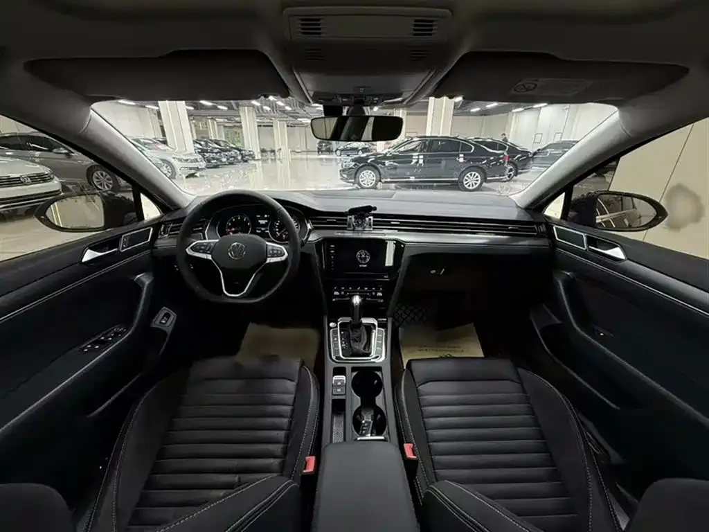 Volkswagen Magotan 2022 из CN, фото 2