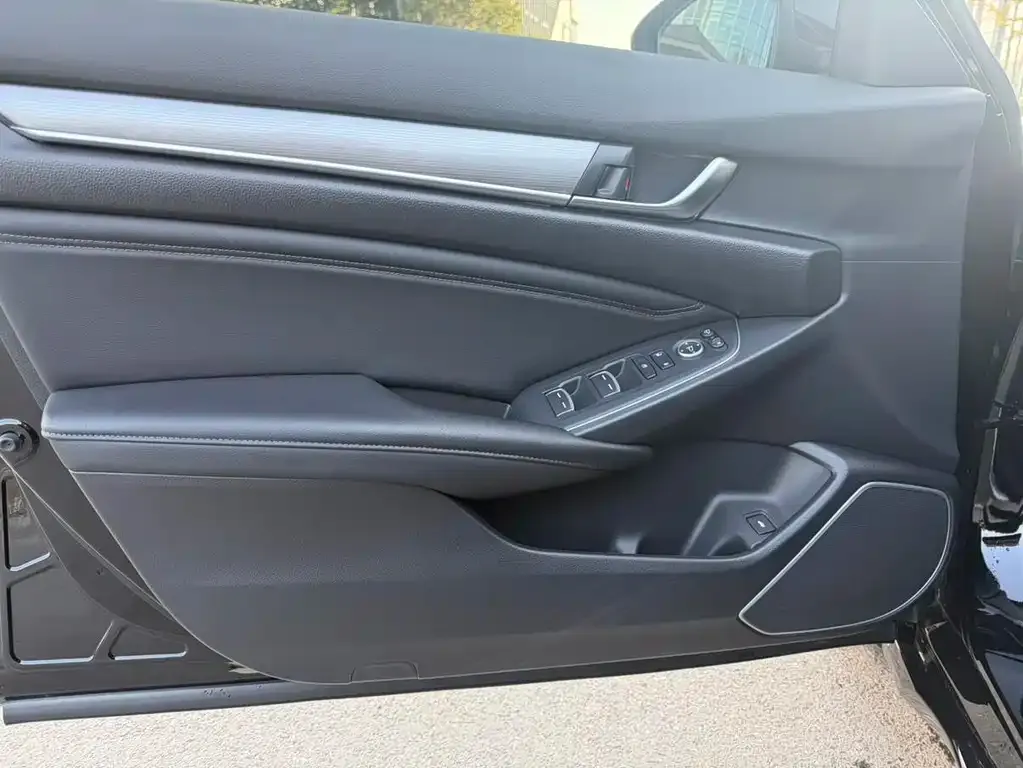 Honda Accord 2023 из CN, фото 6