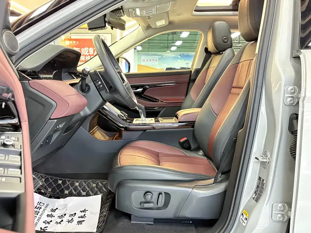Land Rover Evoque 2023 из CN, фото 4