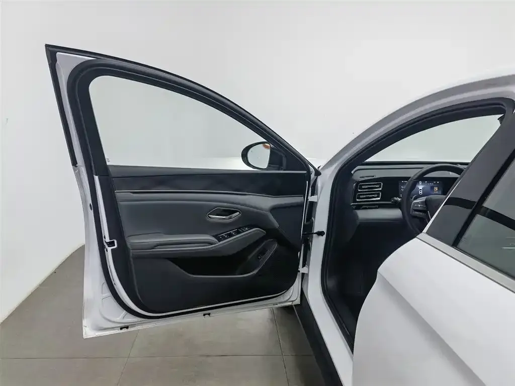 BYD Qin L 2025 из CN, фото 8